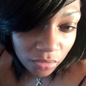 Meet your Posher, Latanya